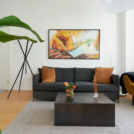 Location - Citycenter - Balcony Apartment *