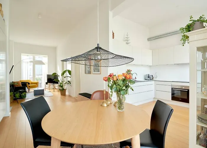 Location - Citycenter - Balcony Apartment Kopenhagen