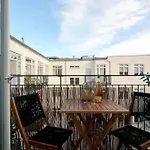 Location - Citycenter - Balcony Apartment